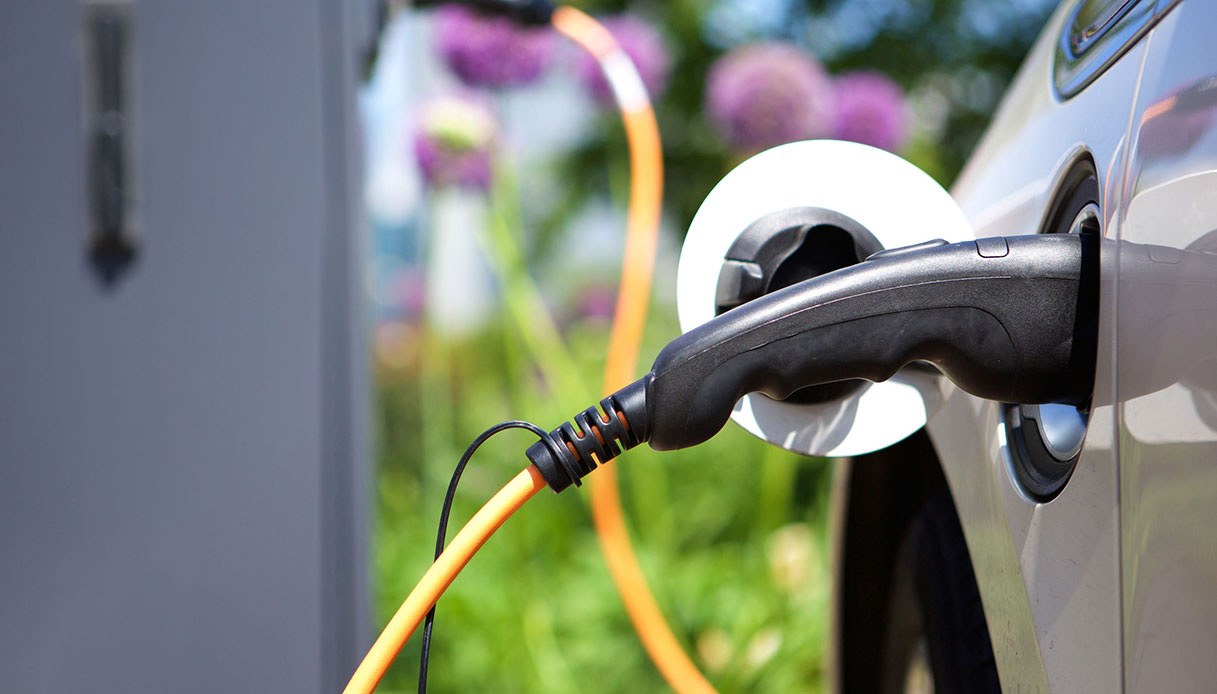 Auto elettriche cariche in 6 minuti: la svolta di Cambridge 10