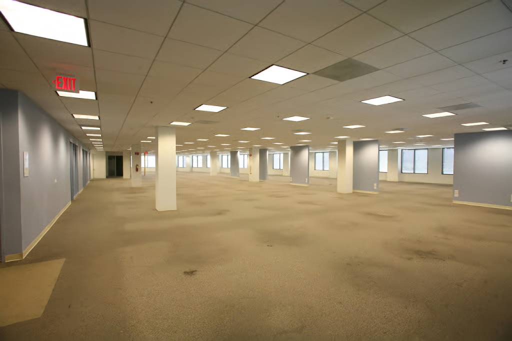 Level 4 - Abandoned Office